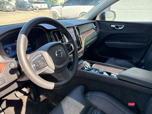 Used 2024 Volvo XC60 T8 Ultimate w/ Protection Package Premier AWD/4WD image 11