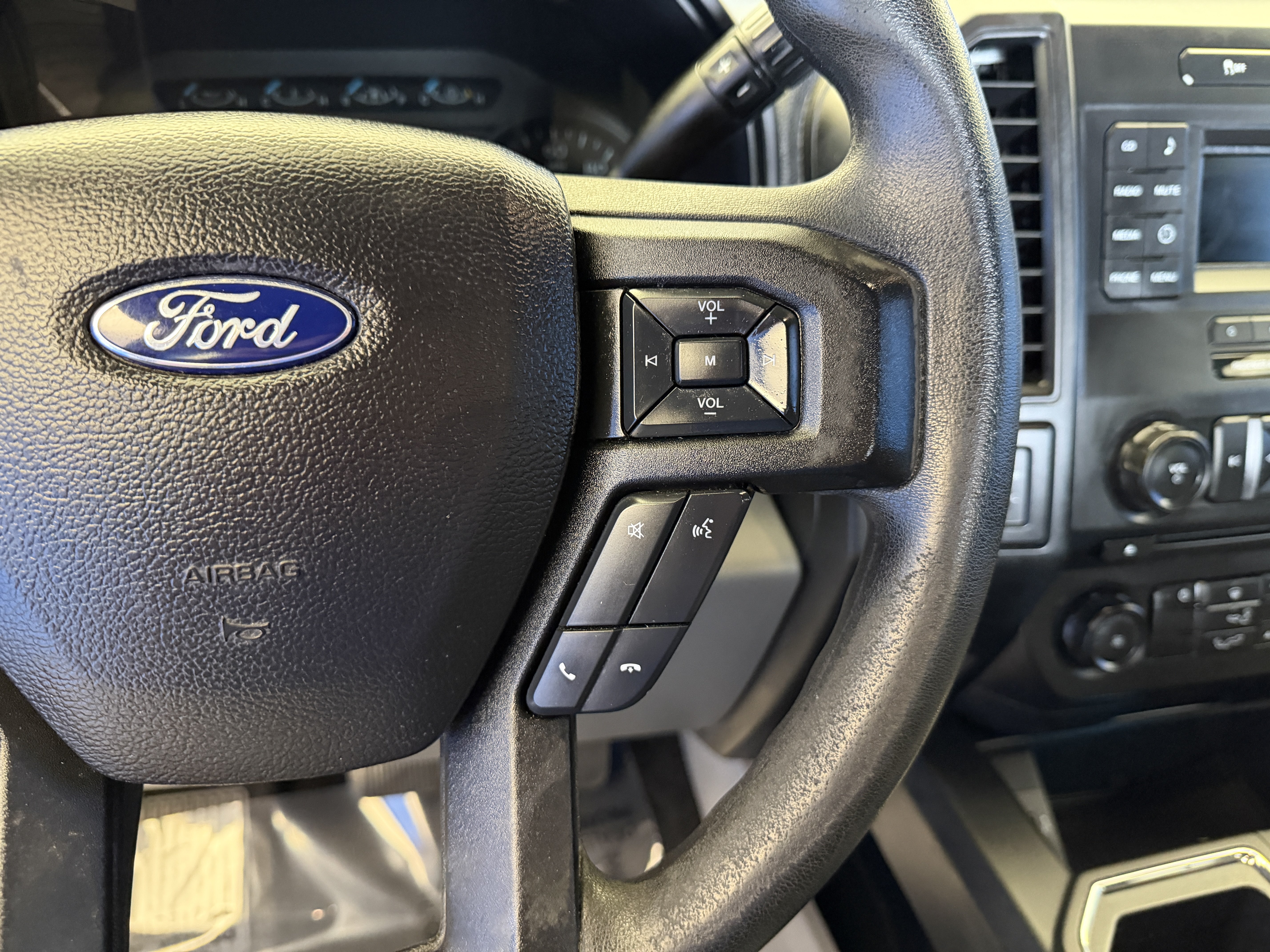 Used 2017 Ford F150 XL w/ Equipment Group 101A Mid AWD/4WD image 16