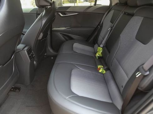 New 2026 Kia Niro Wind FWD image 11