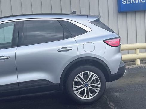 Used 2022 Ford Escape SEL image 15
