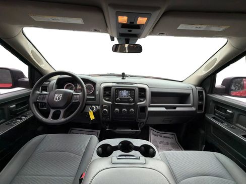 Used 2019 RAM 1500 Express w/ Express Value Package AWD/4WD image 21
