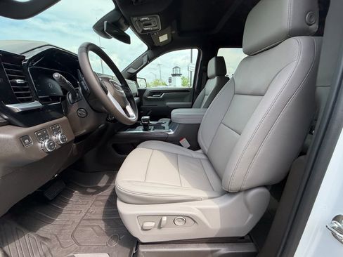 New 2026 GMC Sierra 1500 SLT w/ SLT Premium Plus Package AWD/4WD image 4
