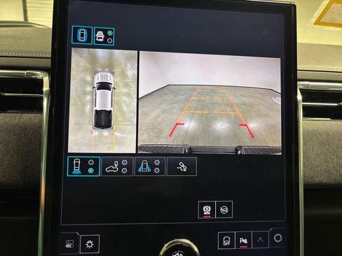 New 2026 GMC Sierra EV Elevation image 40