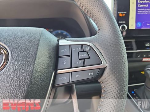 New 2026 Toyota Sienna Platinum image 14