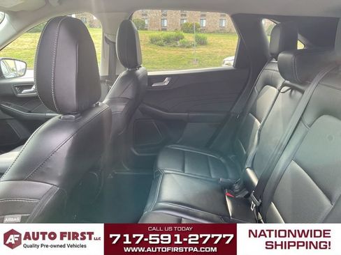 Used 2022 Ford Escape SEL AWD/4WD image 12