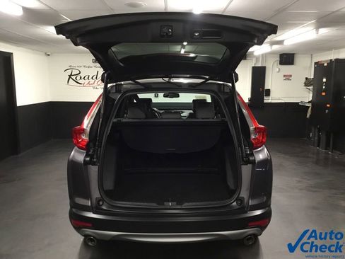Used 2019 Honda CR-V Touring image 12