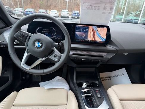 Used 2025 BMW 228i xDrive w/ Technology Package image 12