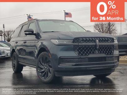 New 2026 Lincoln Navigator Reserve w/ Jet Appearance Package