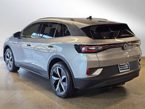 Used 2023 Volkswagen ID.4 Pro S image 5