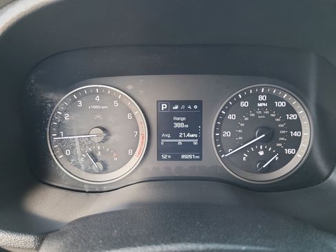 Used 2018 Hyundai Tucson Value w/ Cargo Package image 12