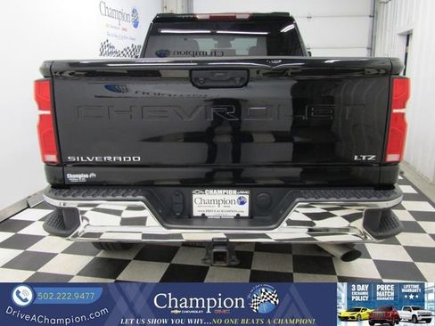 Certified 2025 Chevrolet Silverado 2500 LTZ AWD/4WD image 17