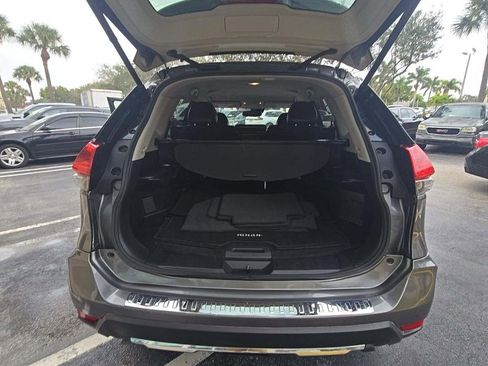 Used 2018 Nissan Rogue SL image 13