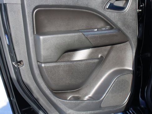 Used 2021 Chevrolet Colorado ZR2 image 14