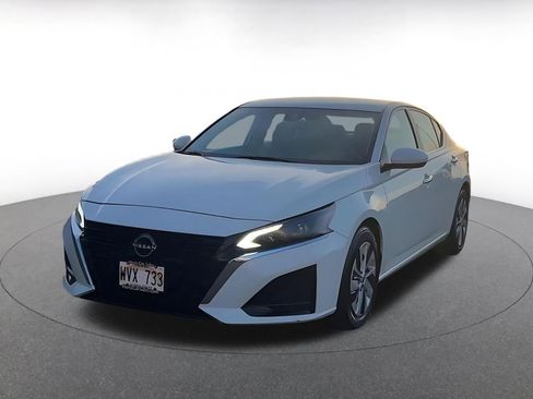 Used 2023 Nissan Altima 2.5 S image 7