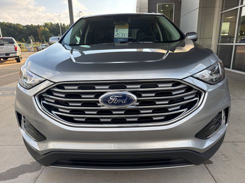 Certified 2021 Ford Edge SEL w/ Convenience Package image 11