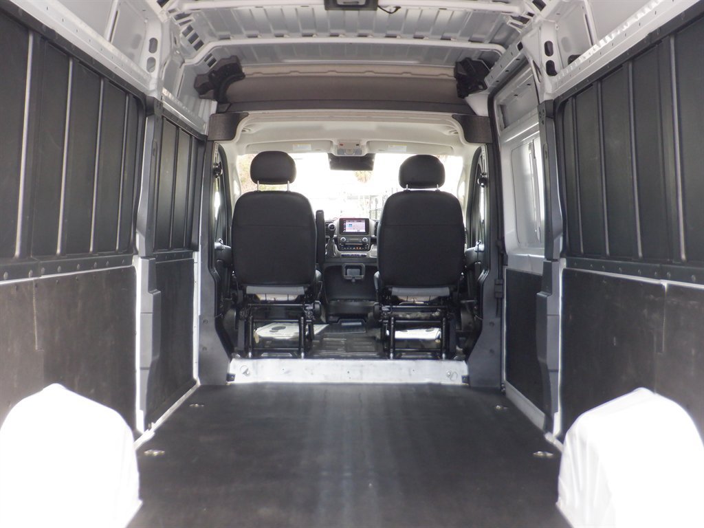 Used 2025 RAM ProMaster 3500 w/ Convenience Group FWD image 5