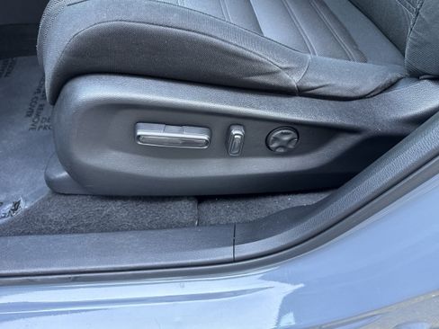 Used 2022 Honda CR-V EX image 6