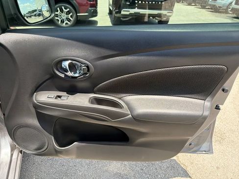 Used 2018 Nissan Versa SV w/ SV Special Edition FWD image 23