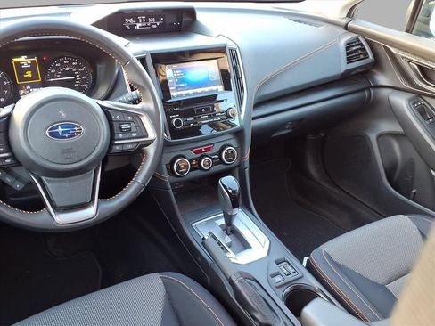 Used 2023 Subaru Crosstrek 2.0i Premium image 4