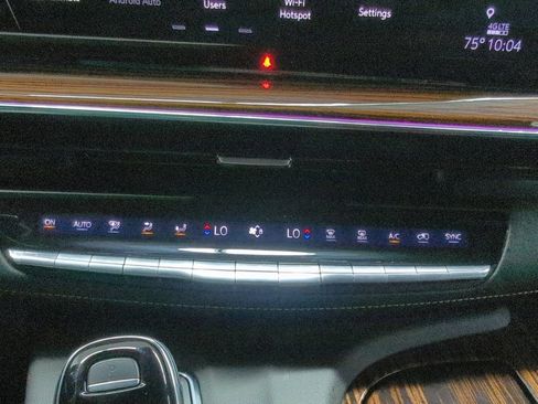 Used 2022 Cadillac Escalade Luxury w/ LPO, Floor Liner Package AWD/4WD image 22