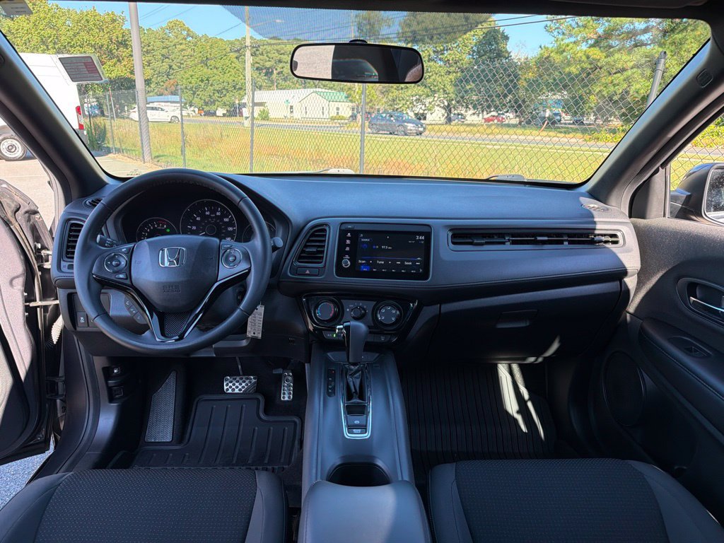 Certified 2019 Honda HR-V Sport image 8