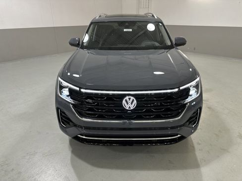 New 2026 Volkswagen Atlas SEL Premium R-Line AWD/4WD image 3