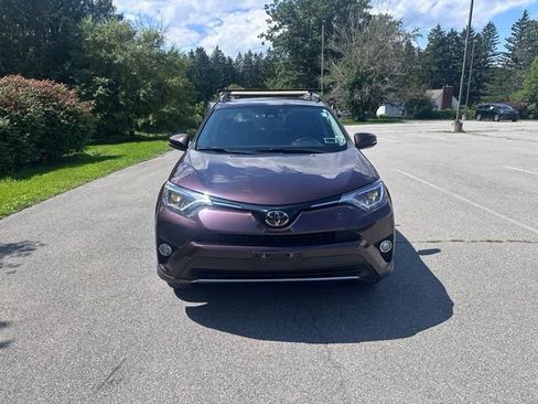 Used 2018 Toyota RAV4 XLE AWD/4WD image 8