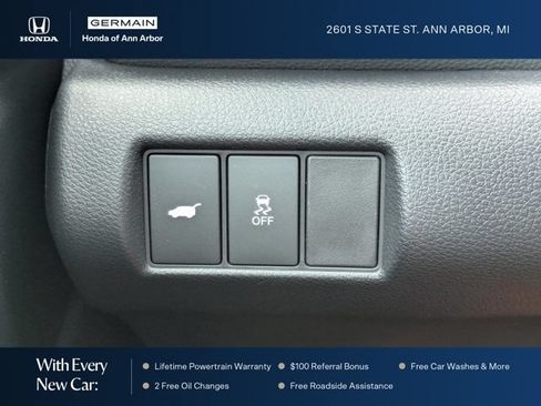 Used 2025 Honda Pilot Touring image 22
