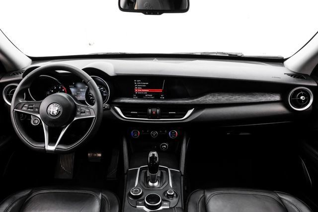Used 2019 Alfa Romeo Stelvio w/ Nero Edizione RWD image 19