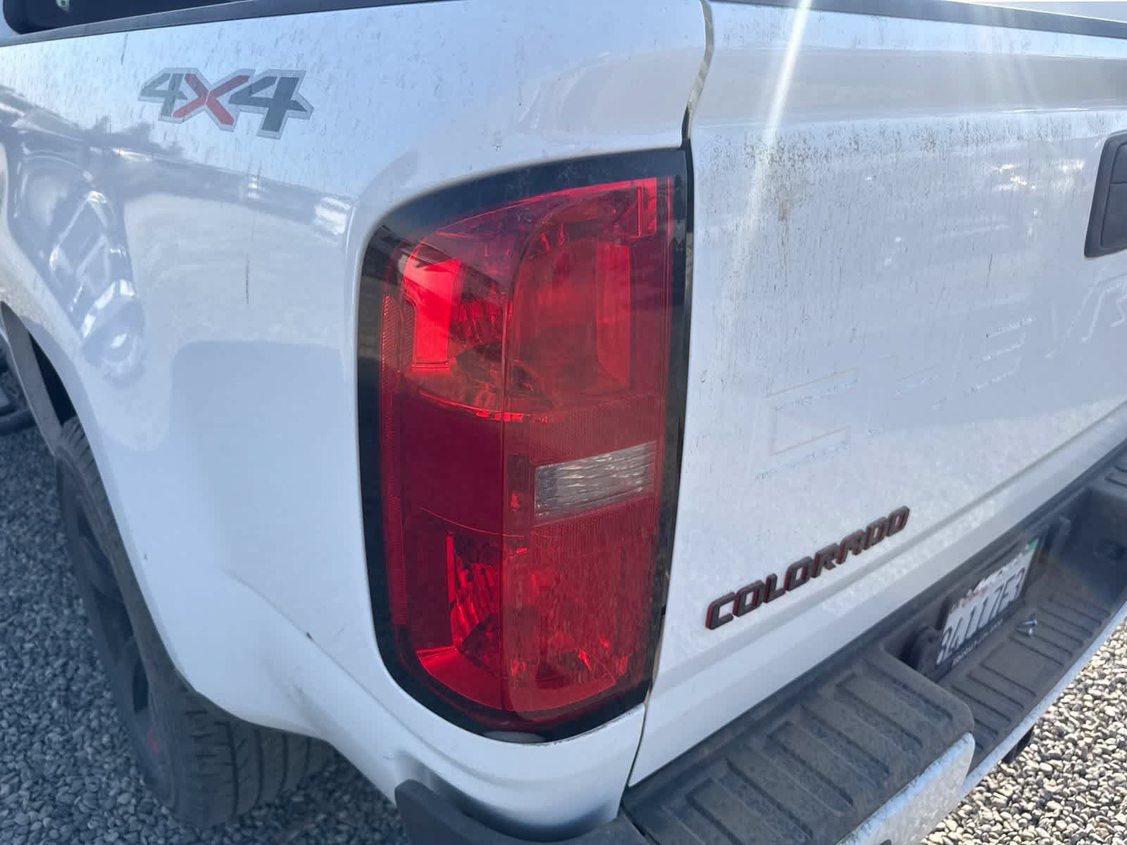 Used 2021 Chevrolet Colorado LT w/ Redline Special Edition AWD/4WD image 11