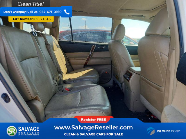 Used 2012 Toyota Highlander Limited w/ Tow Pkg AWD/4WD image 13