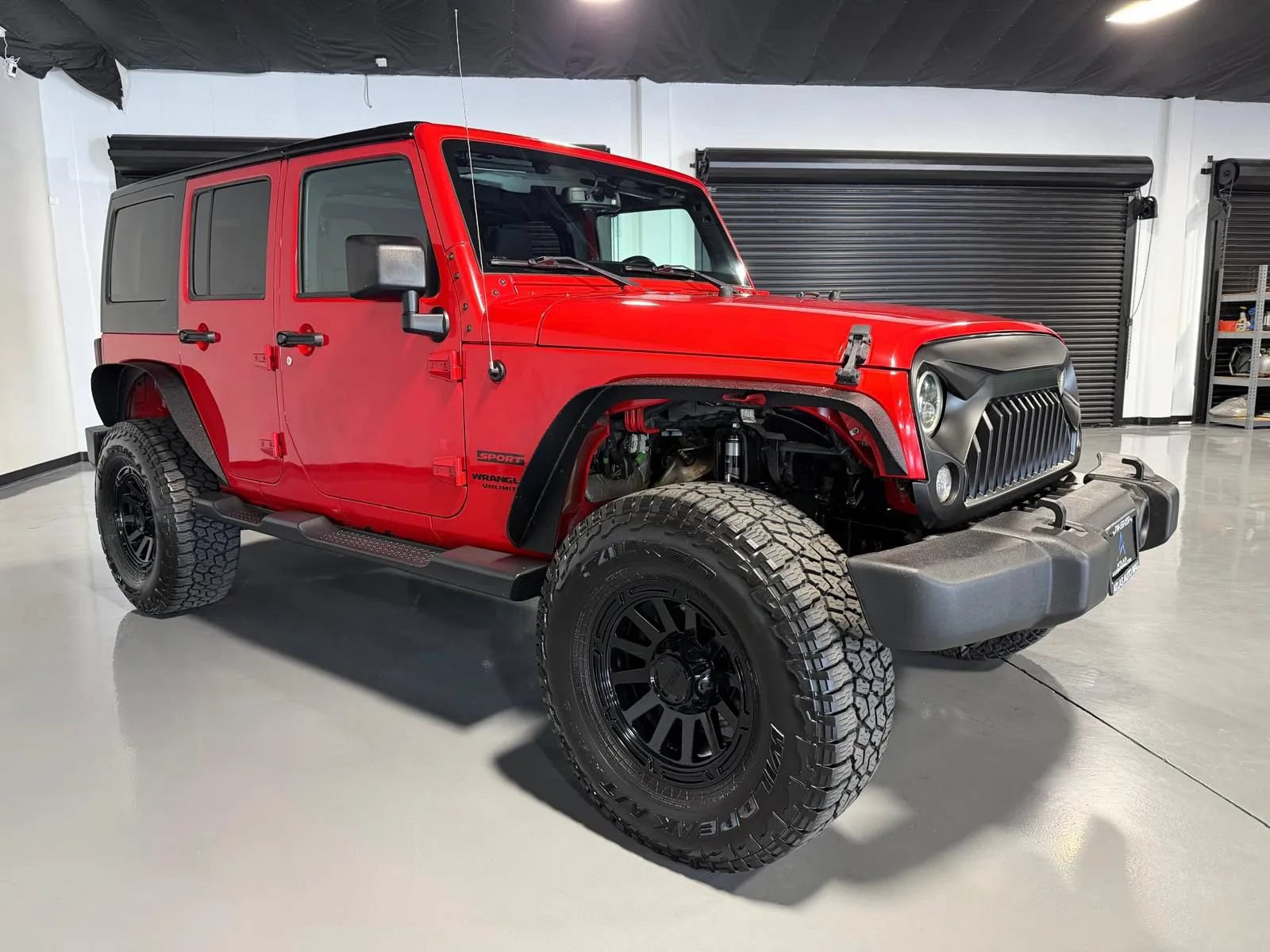 Used 2016 Jeep Wrangler Unlimited Sport w/ Quick Order Package 24S AWD/4WD image 3