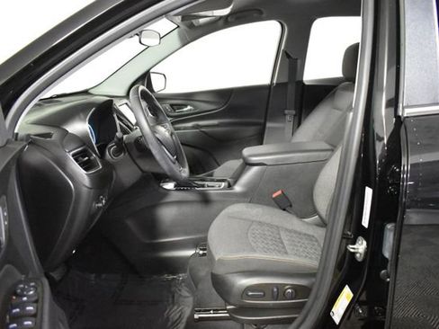 Used 2023 Chevrolet Equinox LT FWD image 11
