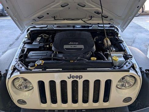 Used 2016 Jeep Wrangler Sport image 17