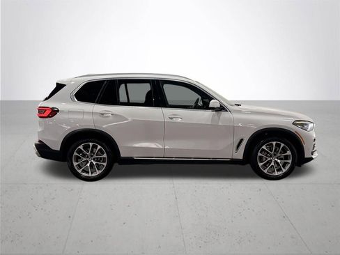 Used 2023 BMW X5 xDrive40i AWD/4WD image 9