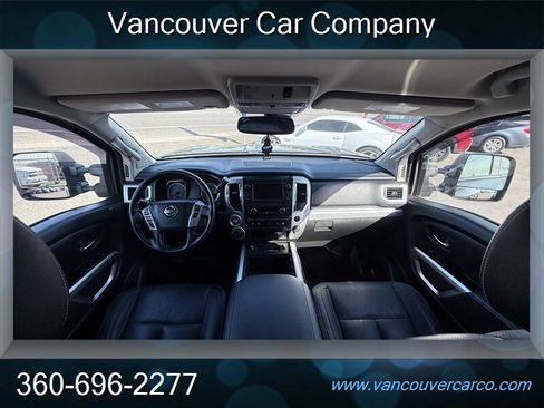 Used 2019 Nissan Titan PRO-4X w/ Pro-4x Convenience Package AWD/4WD image 24