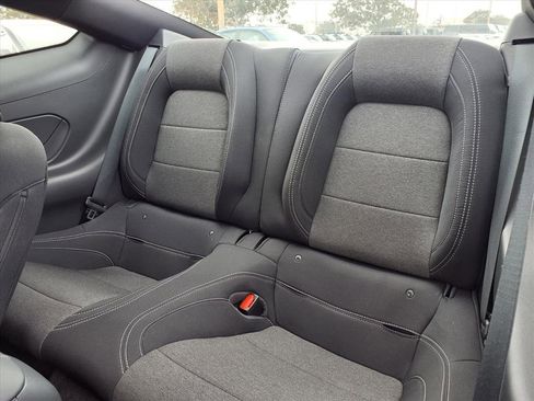 Used 2025 Ford Mustang Coupe image 13