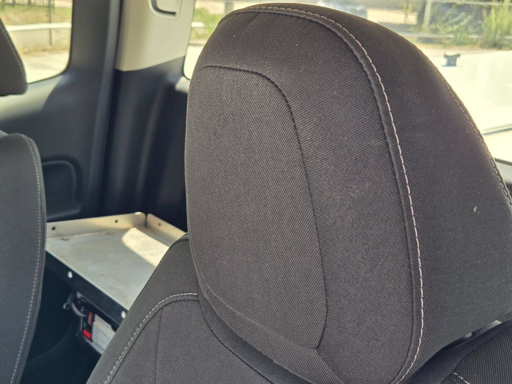 Used 2022 Chevrolet Colorado LT w/ Fleet Safety Package RWD image 16