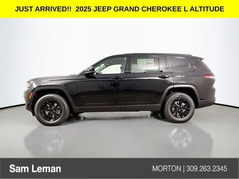 New 2025 Jeep Grand Cherokee L Altitude image 4