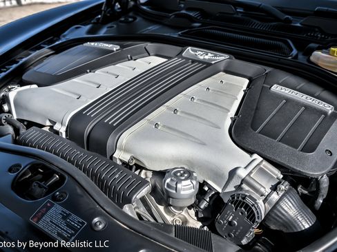 Used 2014 Bentley Flying Spur W12 image 15