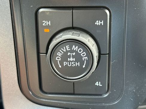 Used 2026 Ford F150 XLT w/ Equipment Group 302A MID AWD/4WD image 33