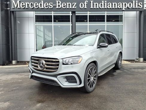 New 2026 Mercedes-Benz GLS 580 4MATIC image 1