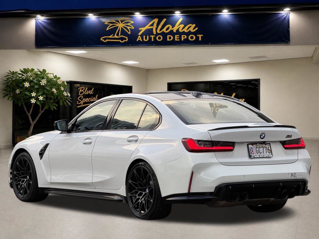 Used 2025 BMW M3 Competition RWD image 3