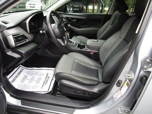 Used 2020 Subaru Outback Onyx Edition XT AWD/4WD image 18