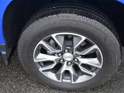 Certified 2025 Chevrolet Silverado 1500 LT w/ All Star Edition Plus image 11