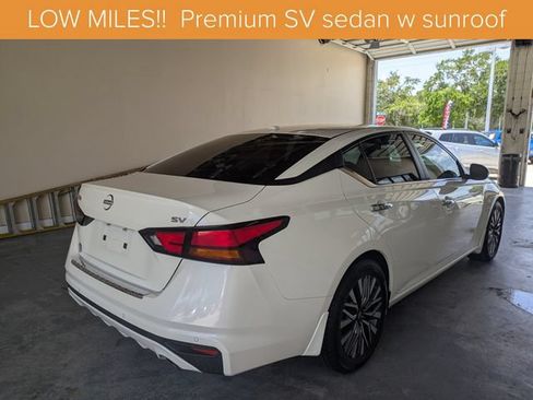 Used 2023 Nissan Altima 2.5 SV w/ SV Premium Package FWD image 4
