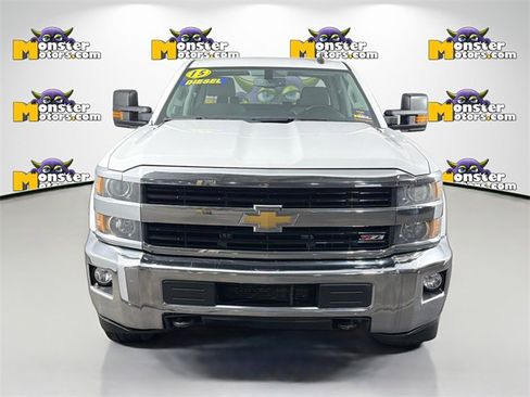 Used 2015 Chevrolet Silverado 2500 LT image 2