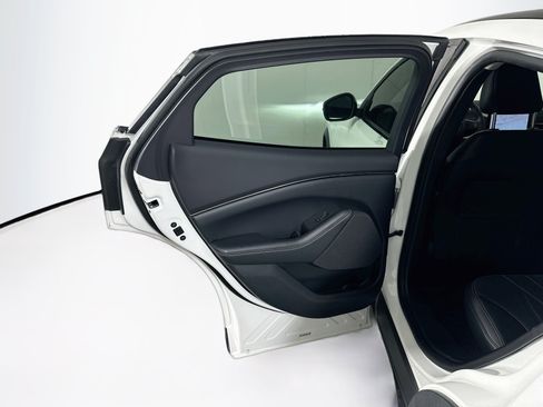 Used 2023 Ford Mustang Mach-E Select RWD image 27