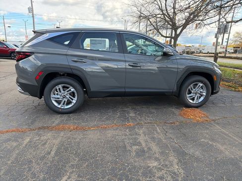 New 2026 Hyundai Tucson SE image 8