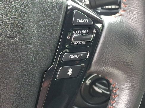 Used 2024 Nissan Frontier PRO-4X w/ Technology Package AWD/4WD image 22